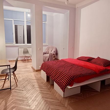 יירבאן Living Spaces - Guesthouse מראה חיצוני תמונה